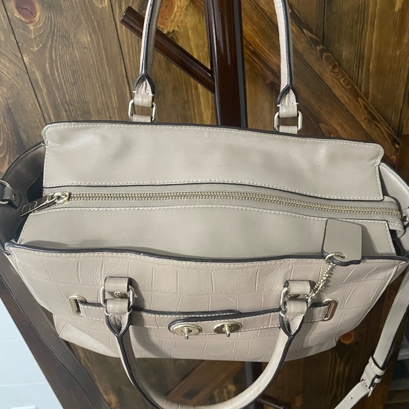 Coach 37099 Blake Carryall Croc Embossed Satchel Swagger Stone Beige Leather - Picture 2 of 10